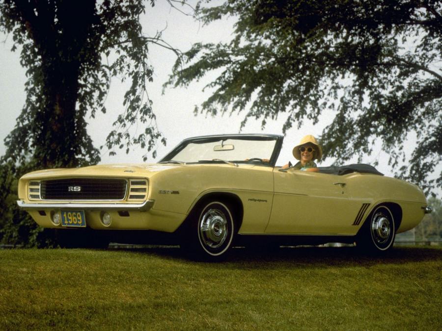  Chevrolet Camaro RS 327 Convertible 1969 года  (фото 2 из 2)